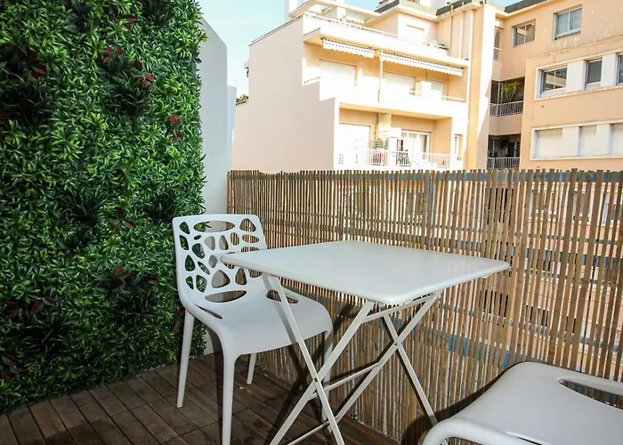 Foch Cocon Romantique Avec A Deux Pas Des Vagues Daire *